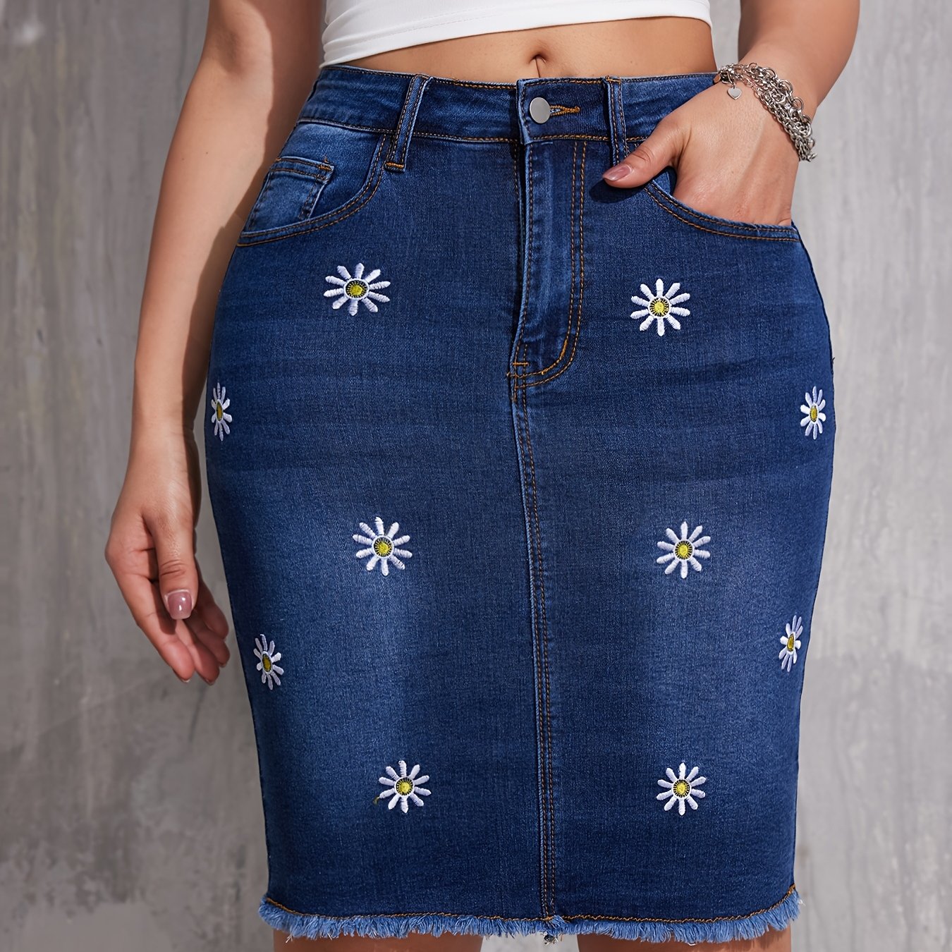 New Women'S High-Waisted Floral Embroidered Midi Skirt